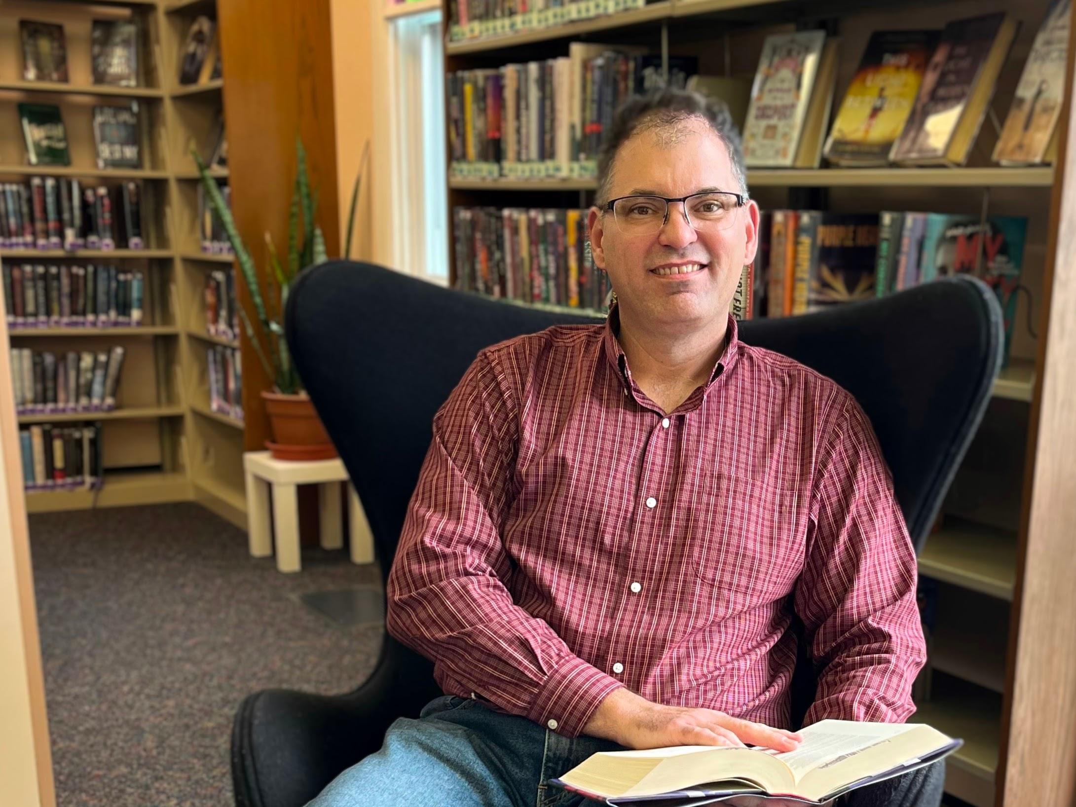 reference-librarian